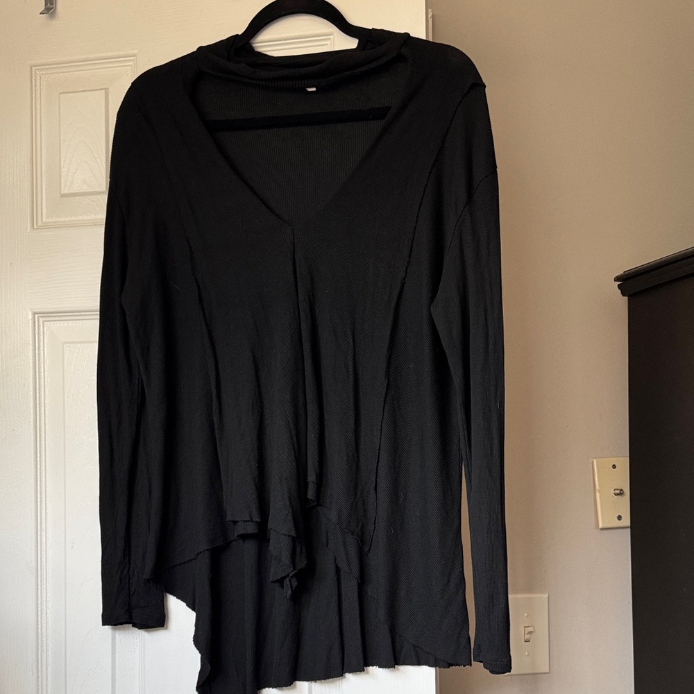 Elan Black Asymmetrical Long Sleeve Top